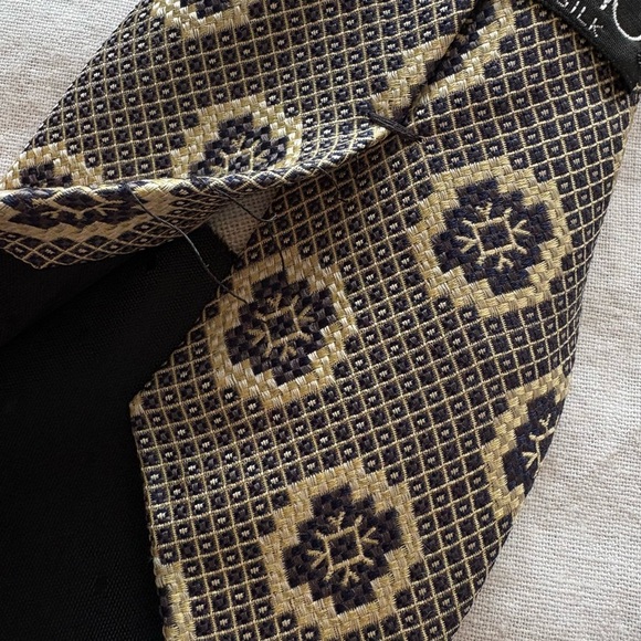 Grandpacore Vintage Caravaggio 100% Pure Italian Silk Neck Tie - Picture 4 of 4